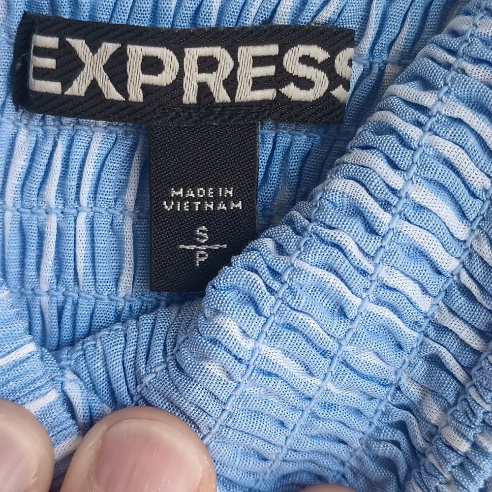Express - Picture 5 of 5